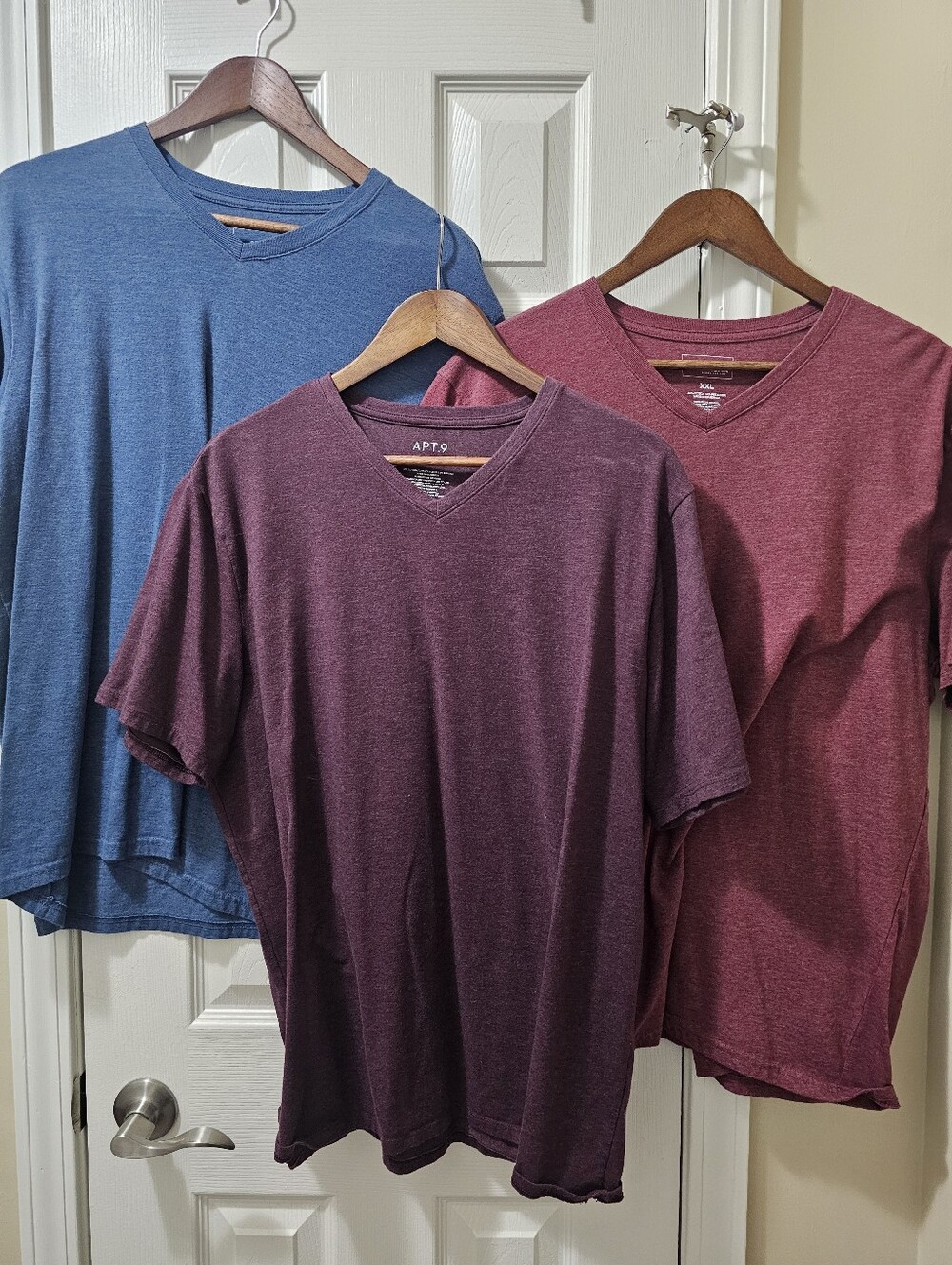Mens Basic Vneck Tshirts